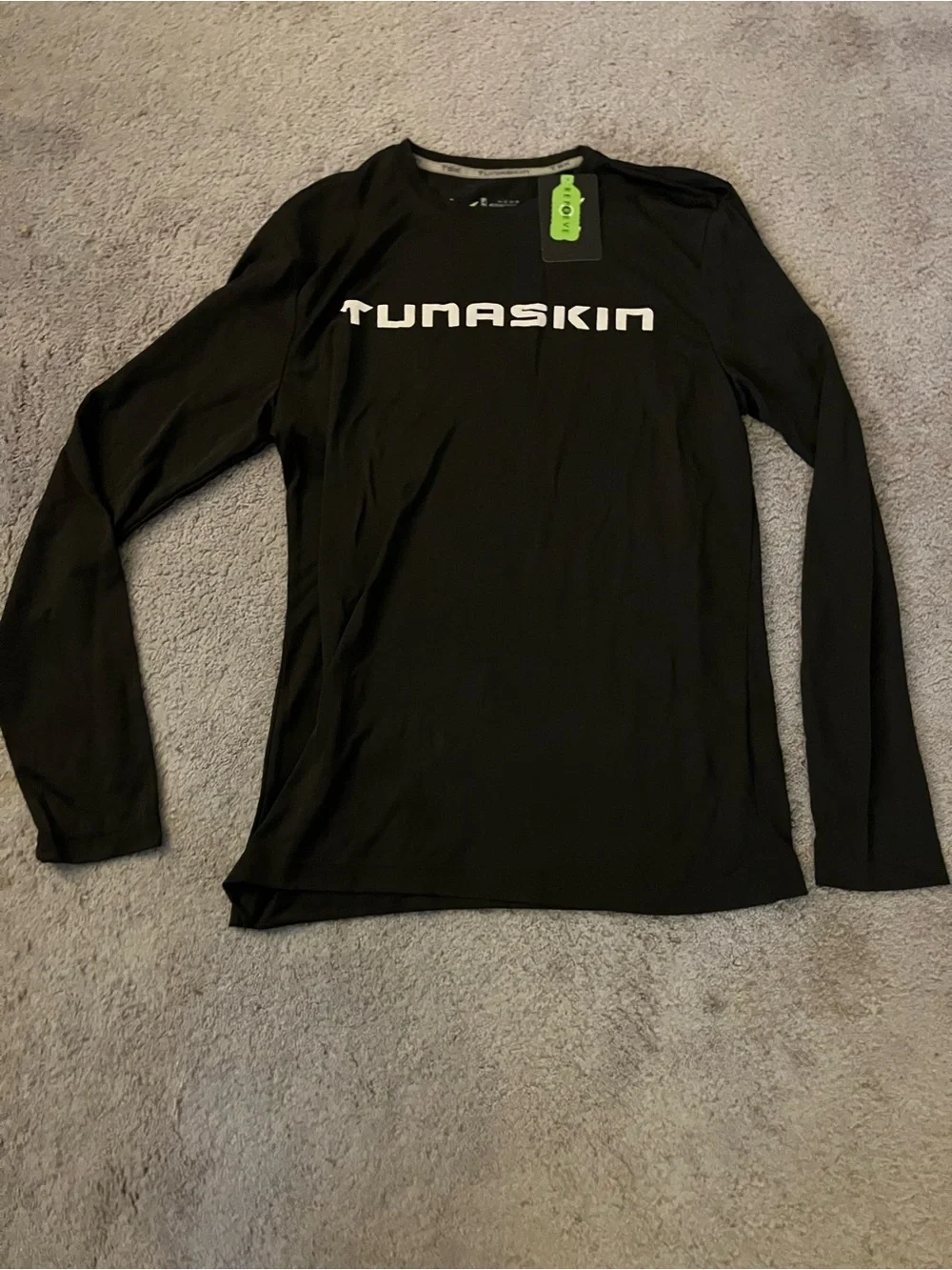 Tunaskin Men's Long Sleeve Black Performance Shirt (Size S; SPF 35)